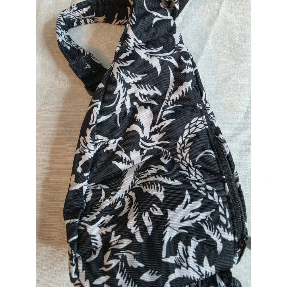Vera Bradley Reactive Sling Backpack Black White Floral Tropical Crossbody Bag